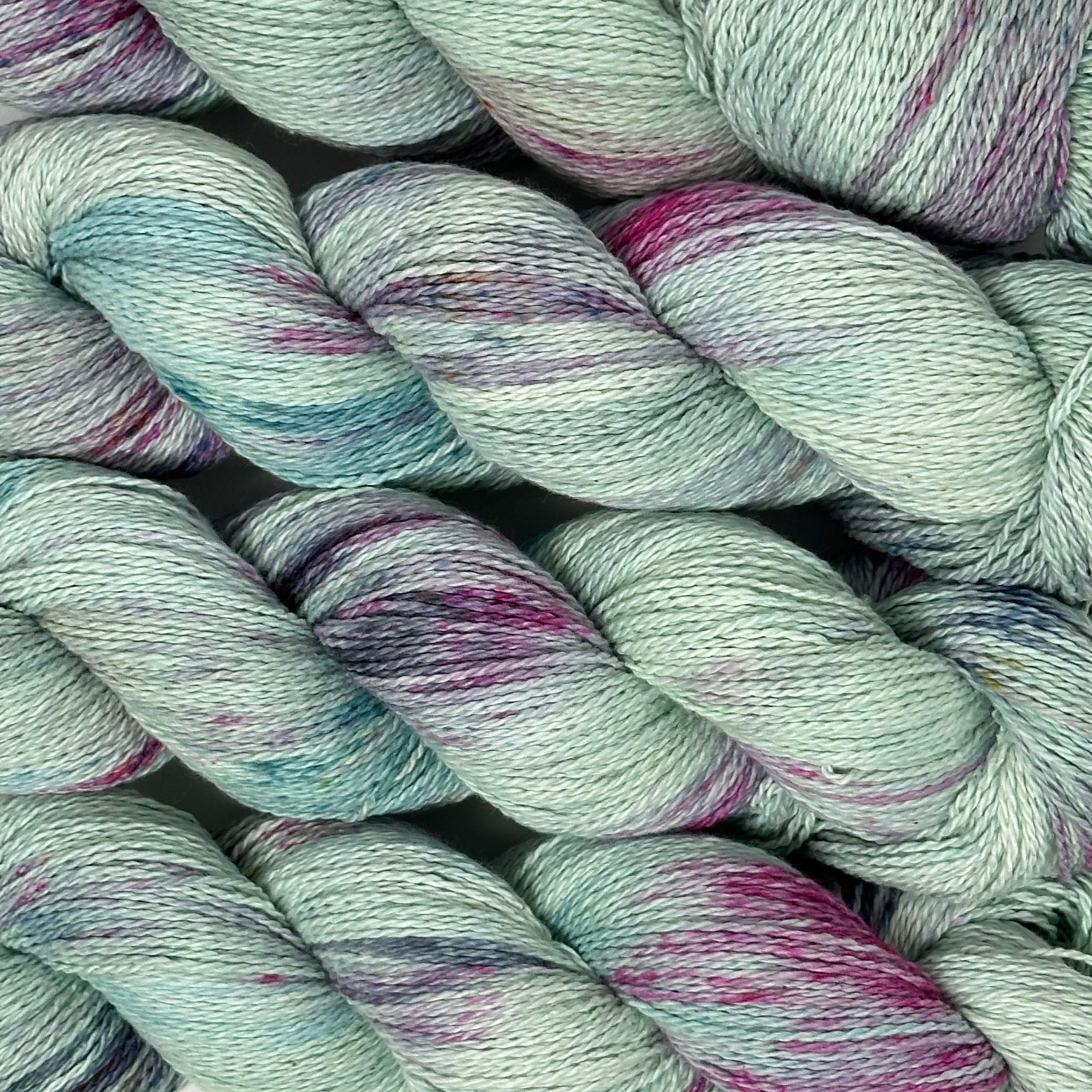 pinky mint